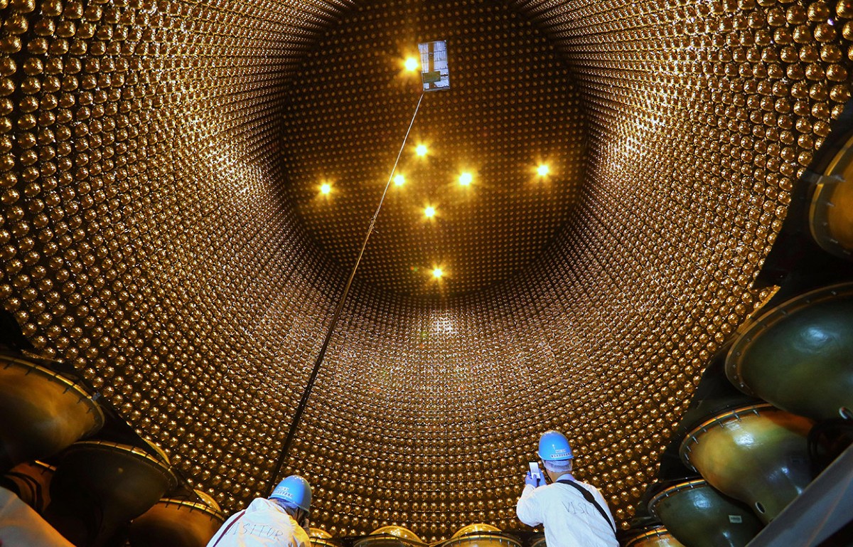 Nəhəng kəşf: Neutrino detektorları necə toqquşdurucuya çevrilir?